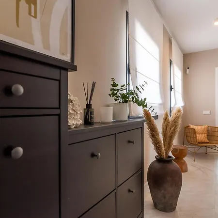 Renovated 4bdrm Luxury - Frontline Golf Estepona