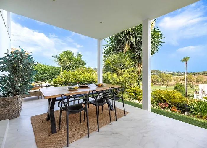 Διαμέρισμα Renovated 4bdrm Luxury - Frontline Golf *