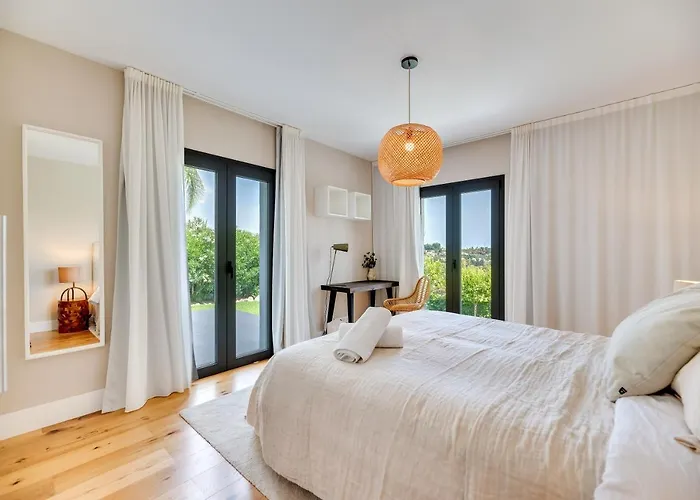 Renovated 4bdrm Luxury - Frontline Golf Διαμέρισμα Εστεπόνα