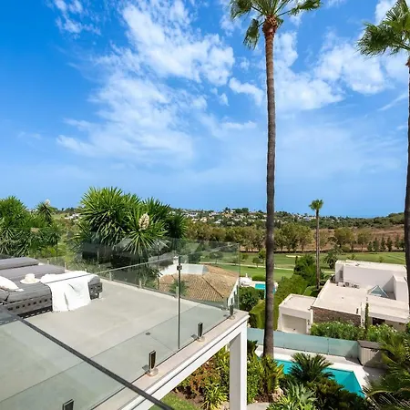 Renovated 4bdrm Luxury - Frontline Golf * Estepona