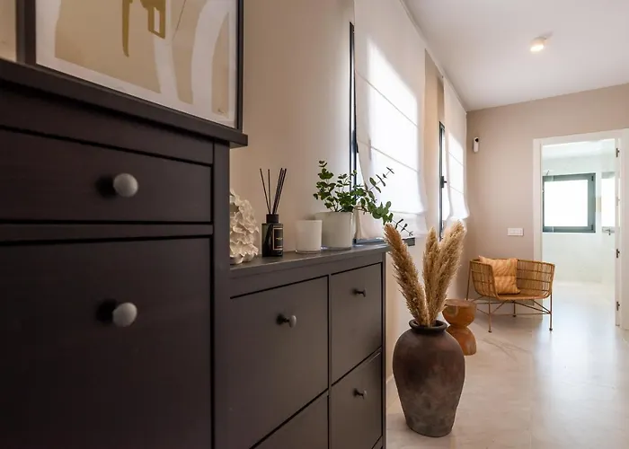 Renovated 4bdrm Luxury - Frontline Golf Estepona