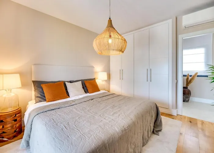 Renovated 4bdrm Luxury - Frontline Golf * Estepona