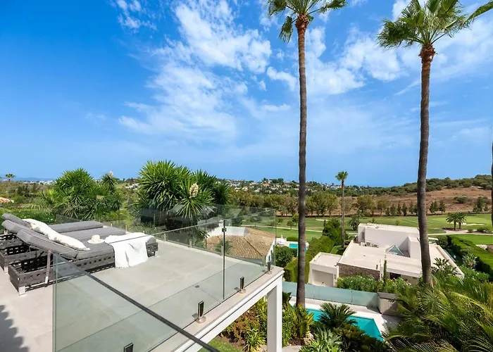 Renovated 4bdrm Luxury - Frontline Golf * Estepona